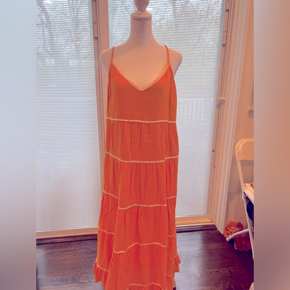 Scoop orange with white stitching maxi dress - size medium